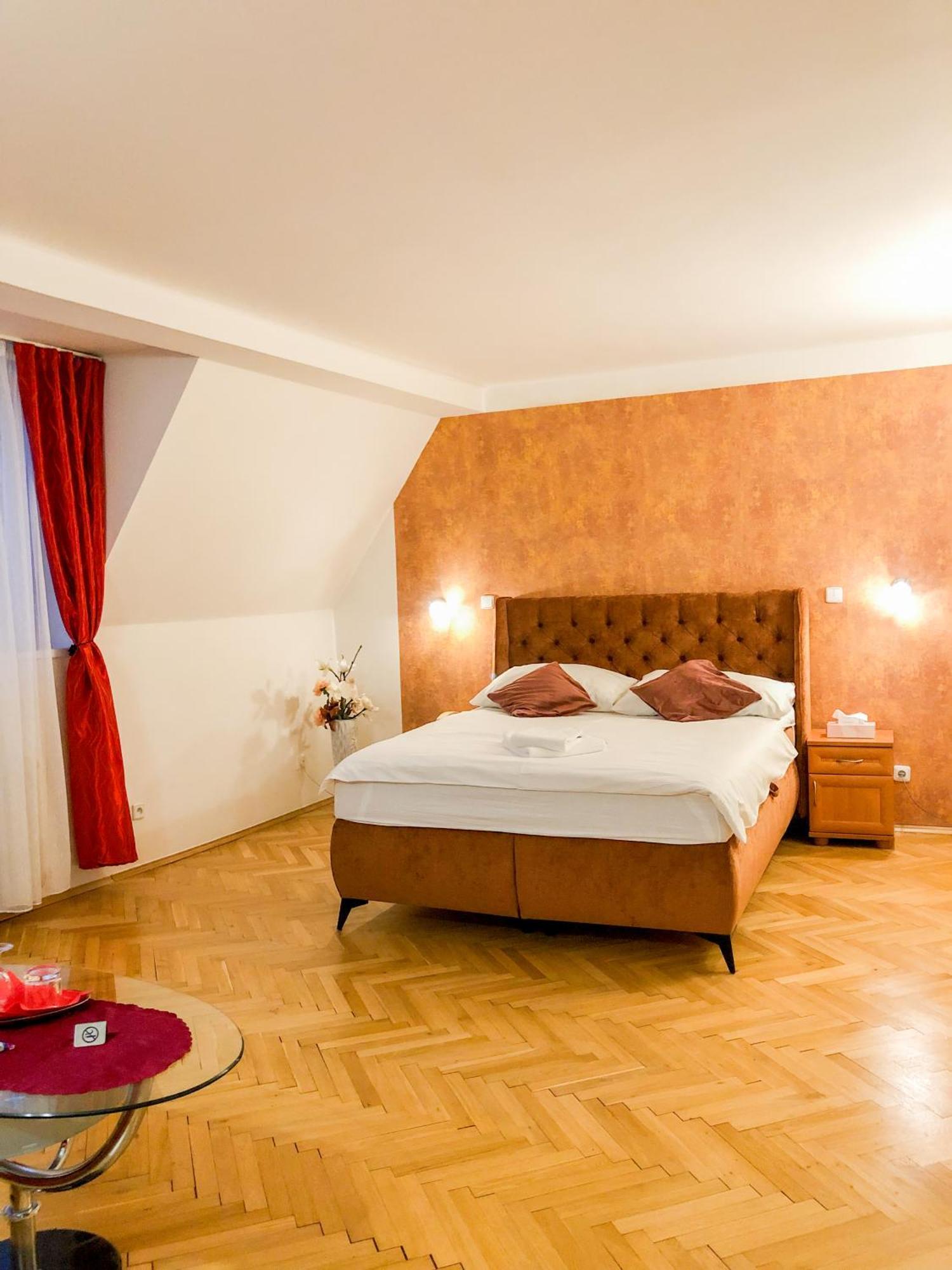 Hotel Trumf Mladá Boleslav Exterior foto